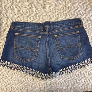 Lucky shorts size 6/28